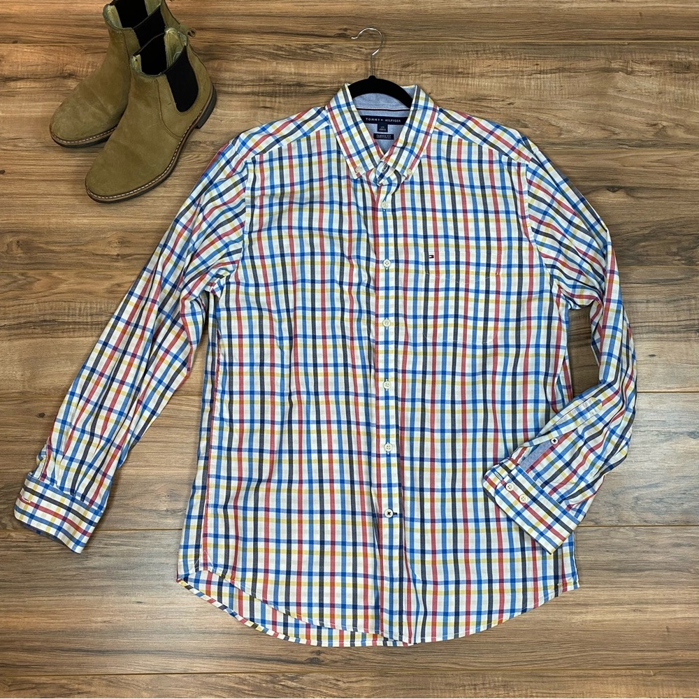 Tommy Hilfiger Classic Fit Button Down Shirt
